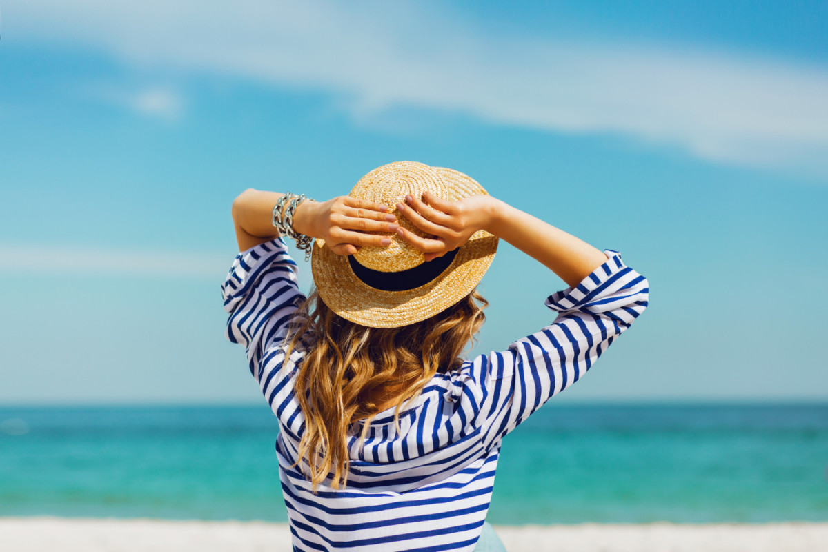 Une femme sur la plage