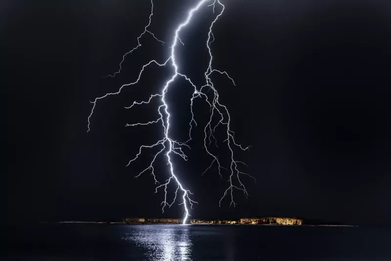 Orage et éclairs121