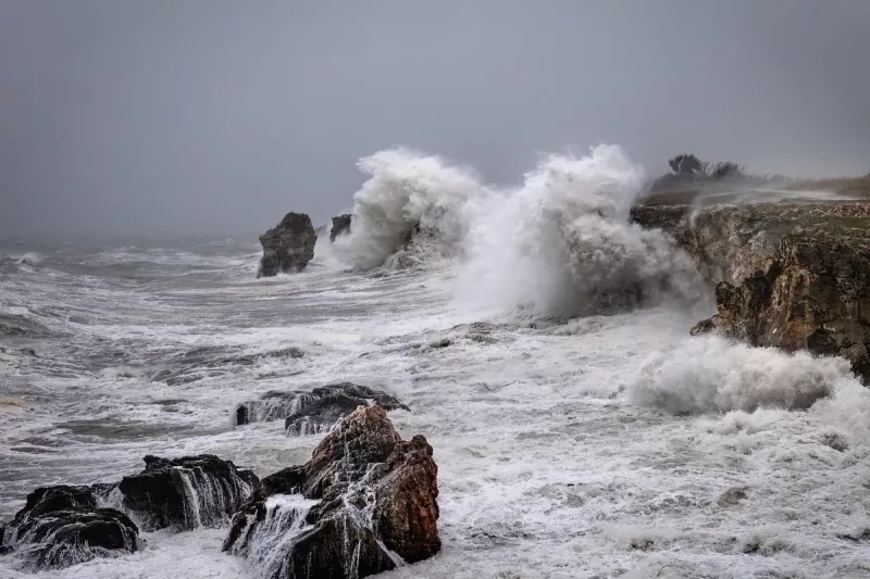 tempete vagues mer