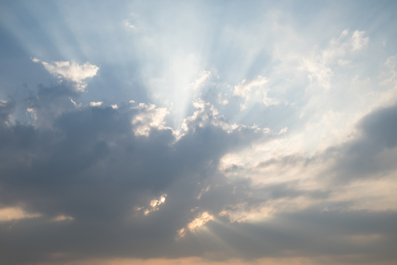 Vue d'un ciel lumineux