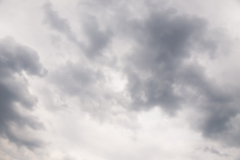 Éclaircies dans le ciel