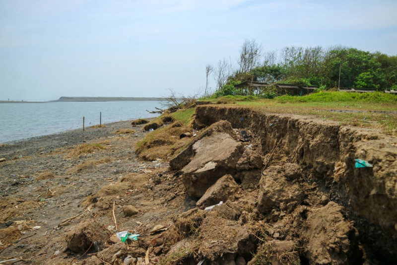 Plage en train de s'éroder