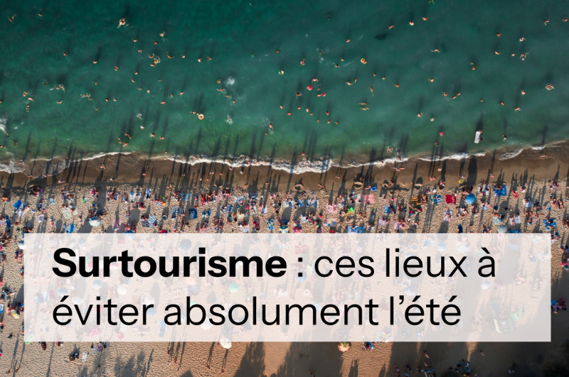plage envahie par les touristes