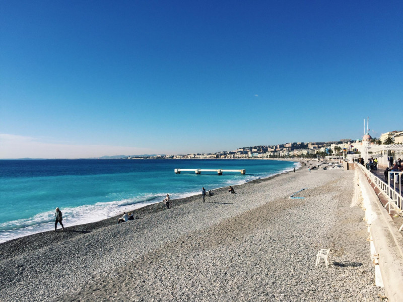 La plage à Nice