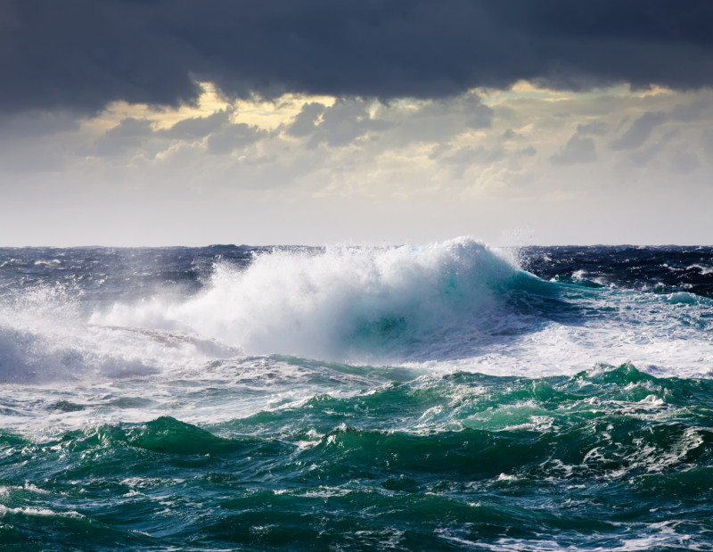 Une vague impressionnante