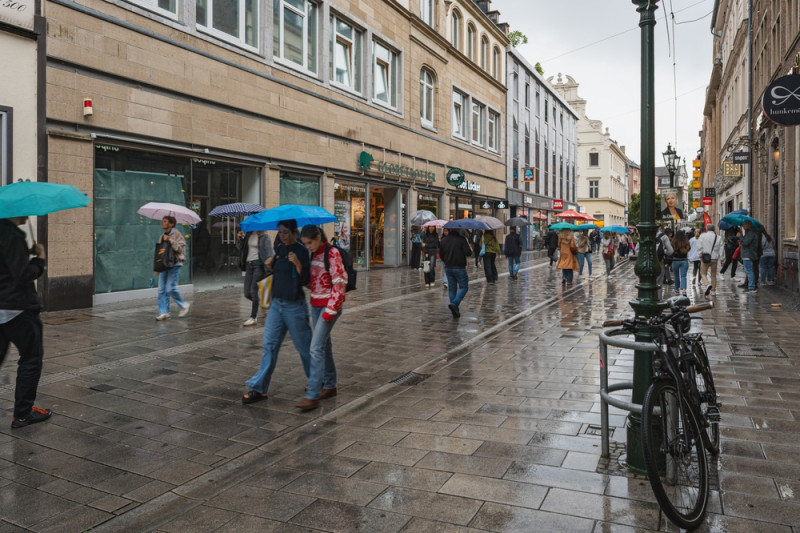 Ville sous la pluie
