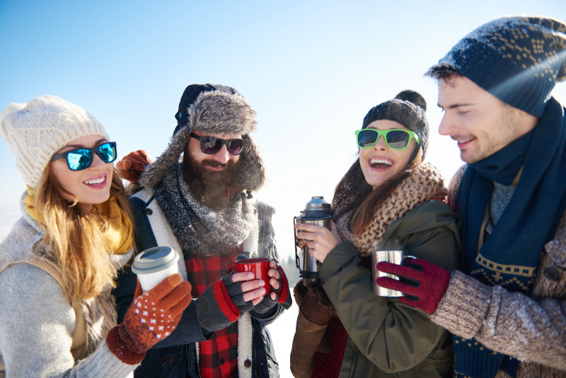 Des amis à la montagne