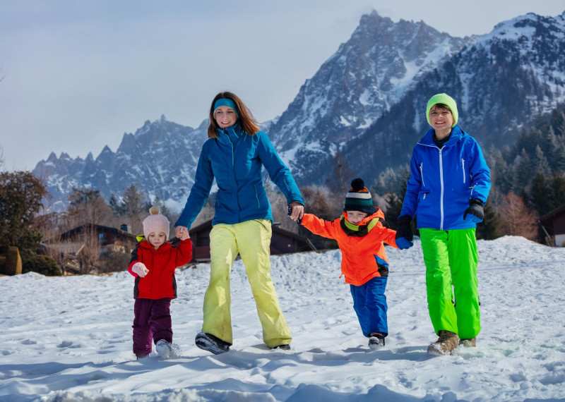 Une famille à la montagne