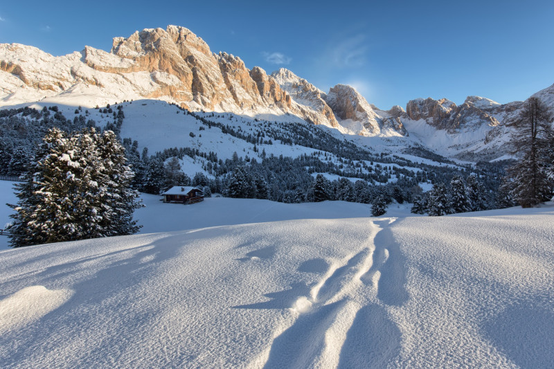 Montagne enneigée