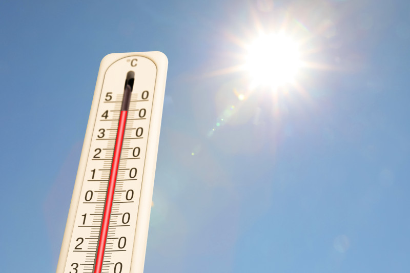 Thermomètre et soleil