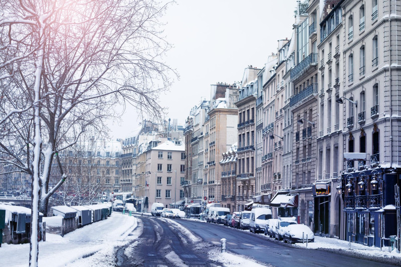 Ville sous la neige