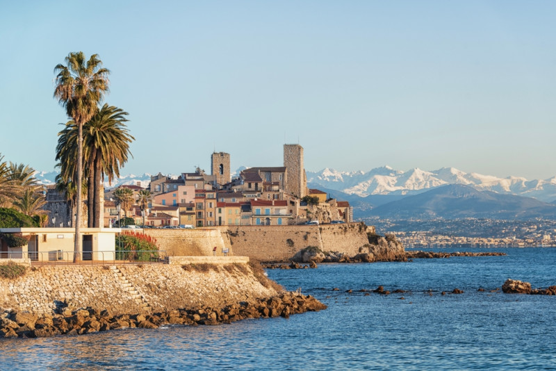 Plage et mer sur la côté d'azur