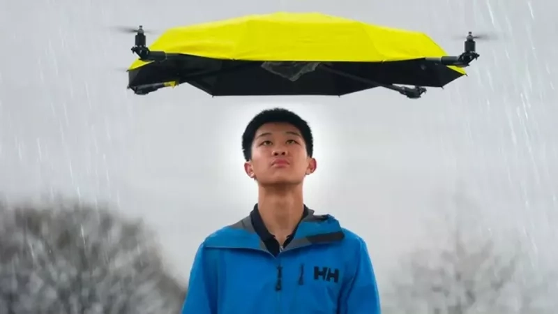 Un homme avec un parapluie volant