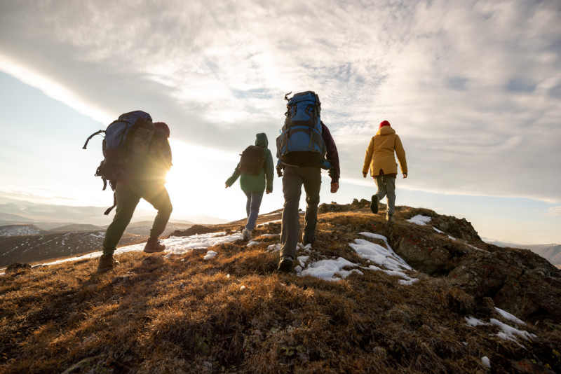Des randonneurs en montagne