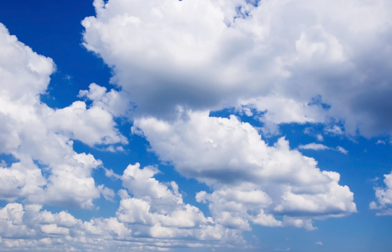 Ciel bleu avec nuages demain en Nouvelle Aquitaine