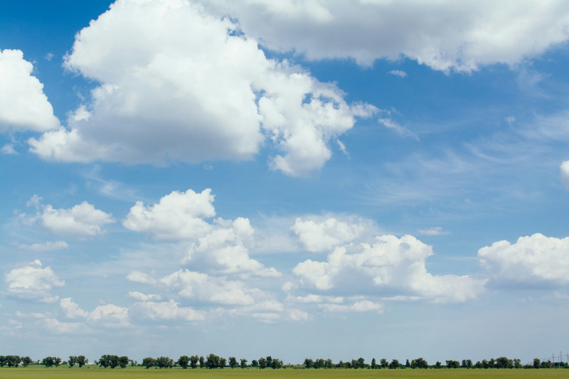 champ-ciel-nuage