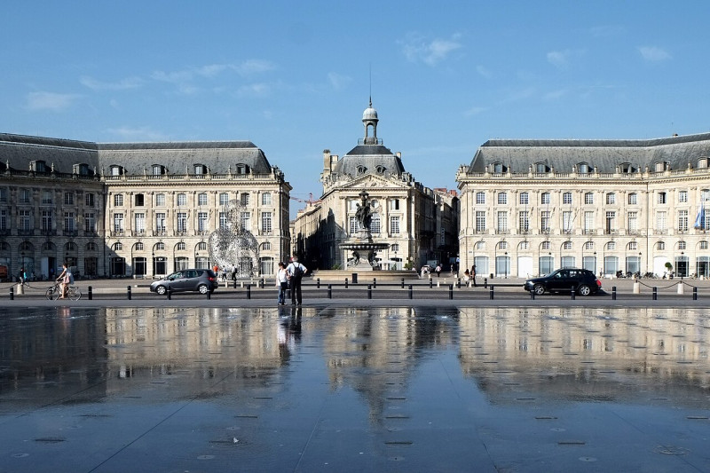 Bordeaux — Wikimedia Commons