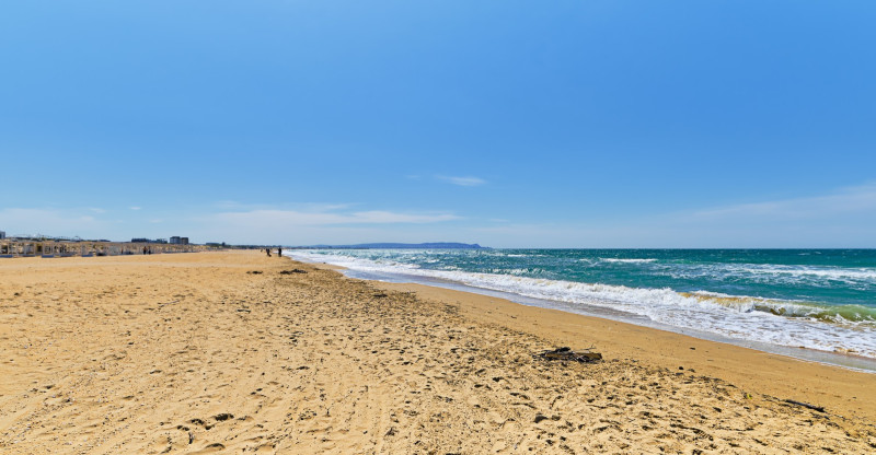 Découvrez les 10 plus grandes plages de France : la plus longue fait 250 km