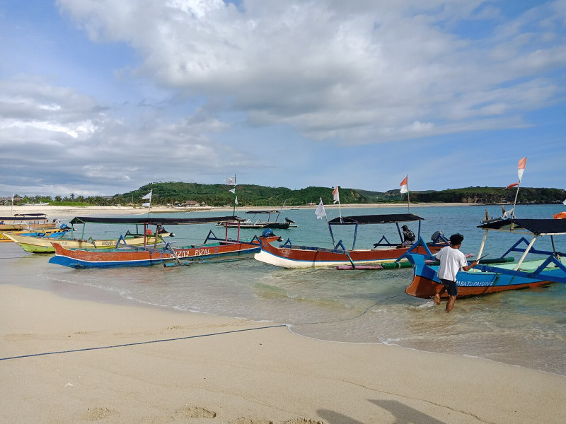 Lombok — Wikimedia Commons