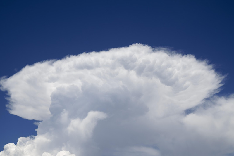 ciel, nature, l'été, météo, à l'extérieur, la météorologie, paysage, l'atmosphère, pluie, horizontal, couleur de l'image, douceur, aucun peuple, soleil, sunny, jour, la lumière du phénomène naturel, nuage de ciel, haut, cumulus nuage, cloudscape, saison, 
