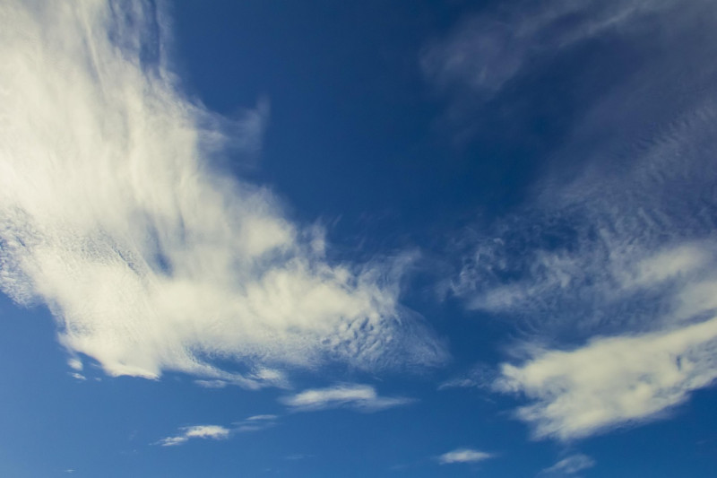 ciel, l'été, journée, léger, soleil, conditions météorologiques, nature, nuage, brillant, en plein air, l'extérieur, bleu, blanche, liberté, air, midi, ciel bleu, après midi, vibrant, chaud, chauffer, lumière du soleil, ensoleillé