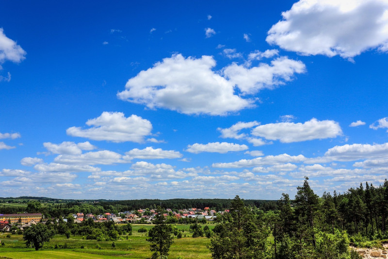 paysage, beau ciel, des nuages, ciel, village, vue, joli, nature, beau temps, des arbres, pologne, l'été, beauté, vert, acariens, journée ensoleillée