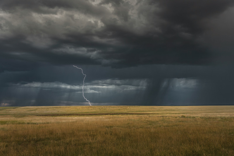 Prairie Lightning | Follow on Insta @timmossholder