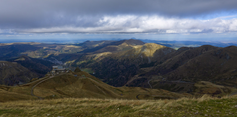 a view of the mountains from a high point of view