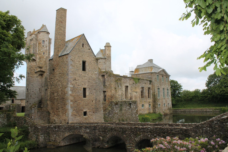 château, normandie, médiéval, castle, normandy, architecture, tour, médiévale, nature, paysage, l'eau, pierre, l'architecture, argouges, cotentin, coutances, patrimoine, histoire, conquérant, gratot, jardin