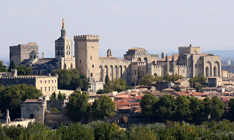 Avignon — Wikimedia Commons